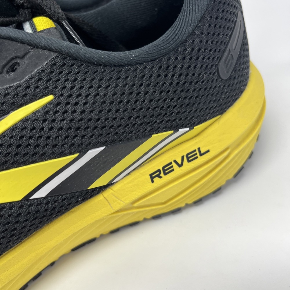 Brooks Black and Yellow Athletic Shoes Size 11 - Picture 8 of 16